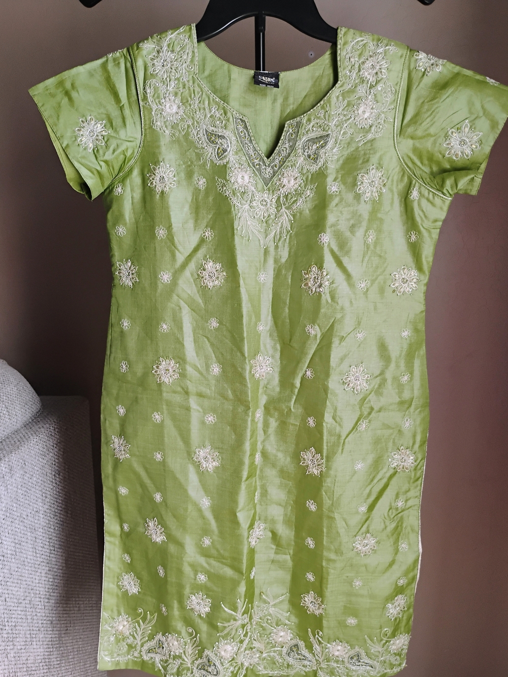 Light Green Size M Embroidered Women's Tunic Top - Elegant Short Sleeve